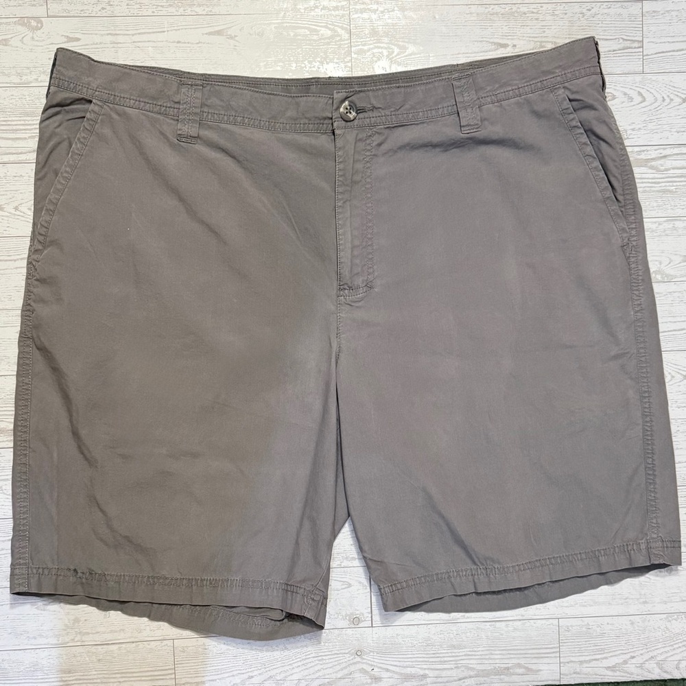 Columbia Sportswear Men’s Shorts Size 42 | 10” Inseam | 100% Cotton